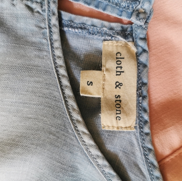 Cloth And Stone Denim Top - Picture 2 of 6